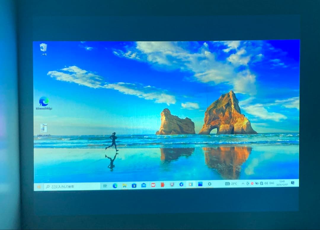 EPSON プロジェクター　EB-S04