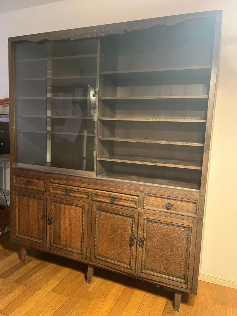 【年始までの出品】木製カップボード 飾り棚 大型 食器棚 ヴィンテージ