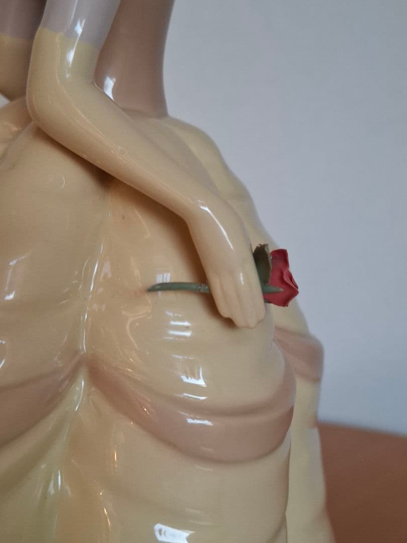 リヤドロ〈NAO〉　ディズニー　美女と野獣　ベル