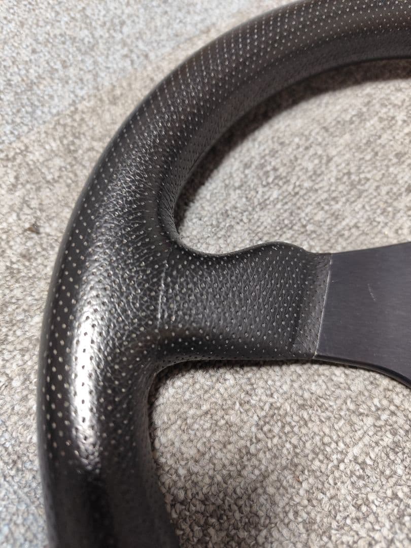 momo Competition ステアリング 340mm