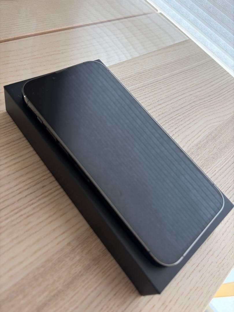 超美品、Apple iPhone 13 Pro max 256GB グラファイト