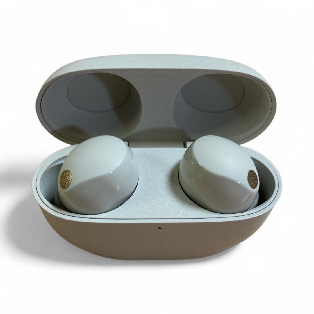 【美品】SONY WF-1000XM5 プラチナシルバー