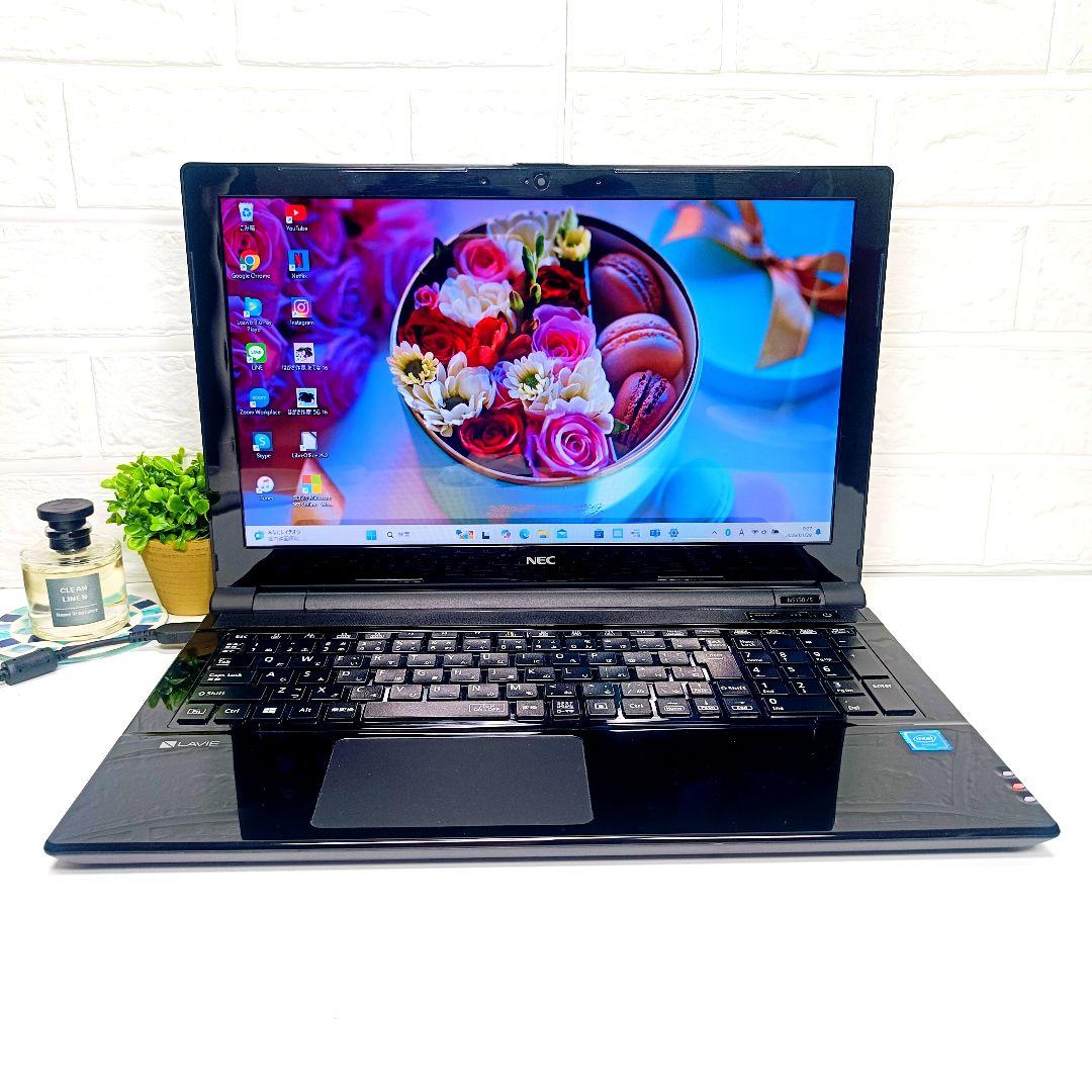 【お買い得】超大容量1TB✨カメラ付き黒ノートパソコン✨設定済✨データの整理に