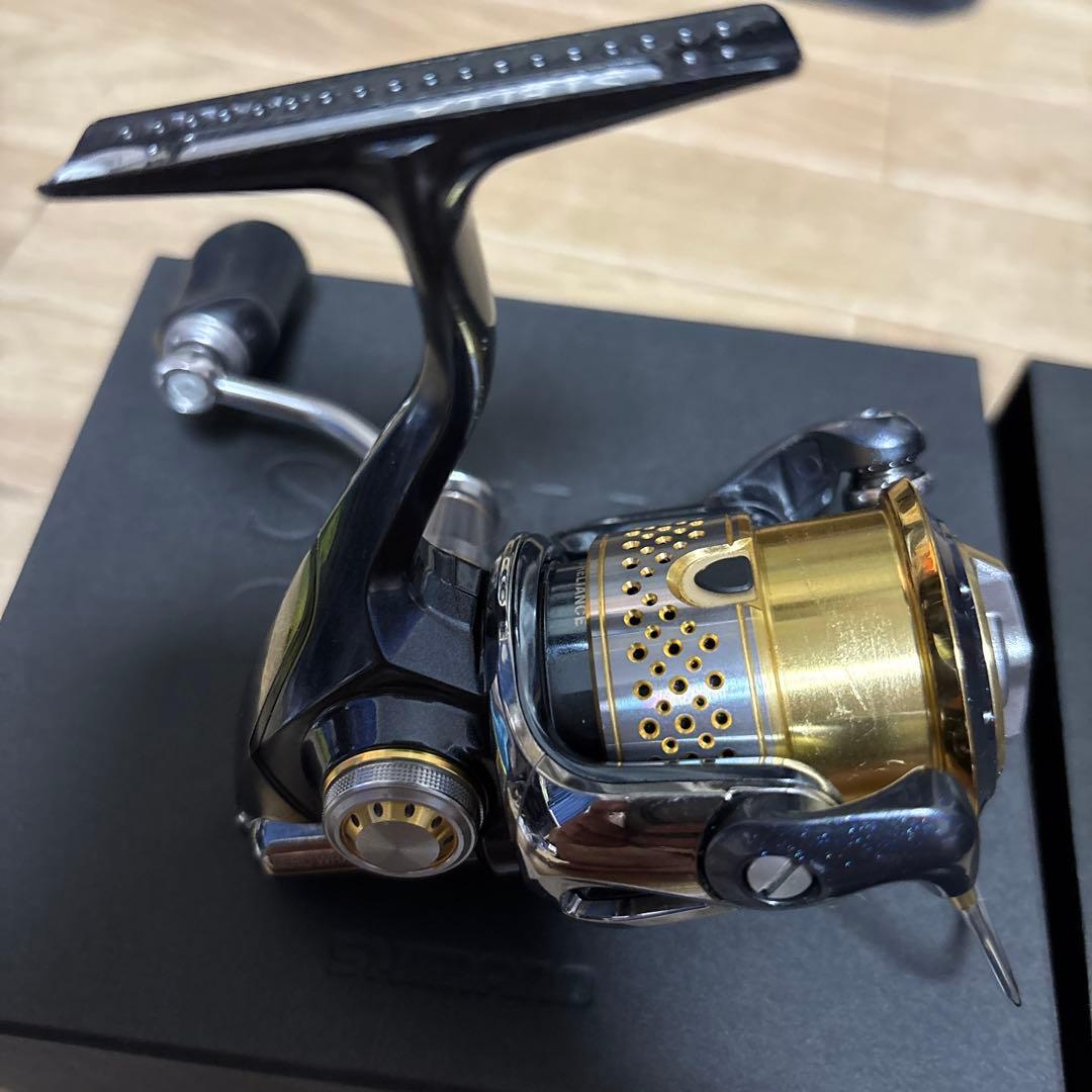 SHIMANO 10STELLA C2000S スピニングリール