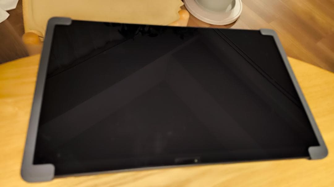 15.6インチ　タブレット　アイリスオーヤマ　64GB　保護フィルム・ケース付き