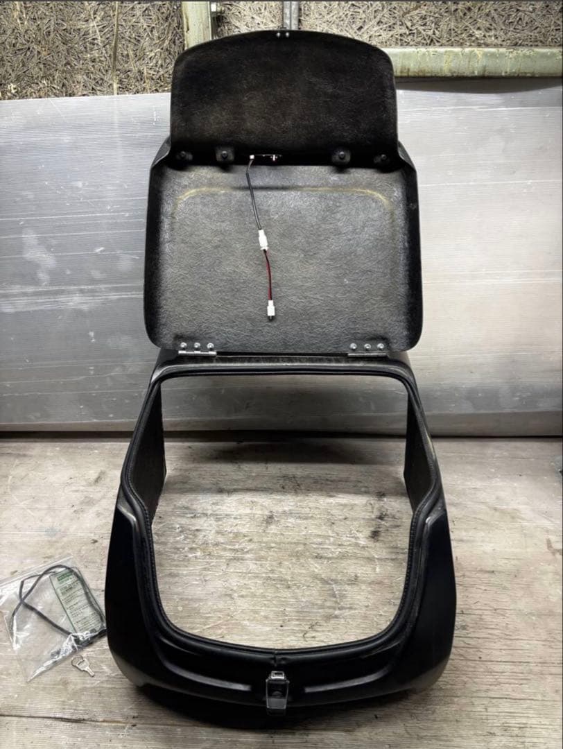 再出品！WORLD WALK リアボックス