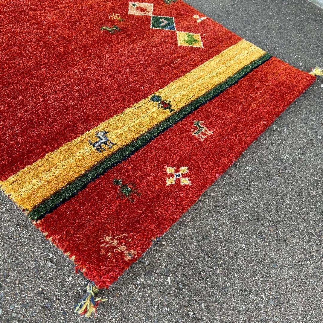 ギャッベ　玄関