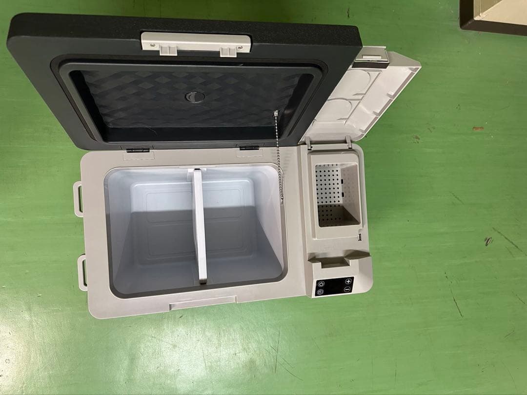 407 車載冷蔵庫 バッテリー内蔵 30L ポータブル 冷凍冷蔵庫