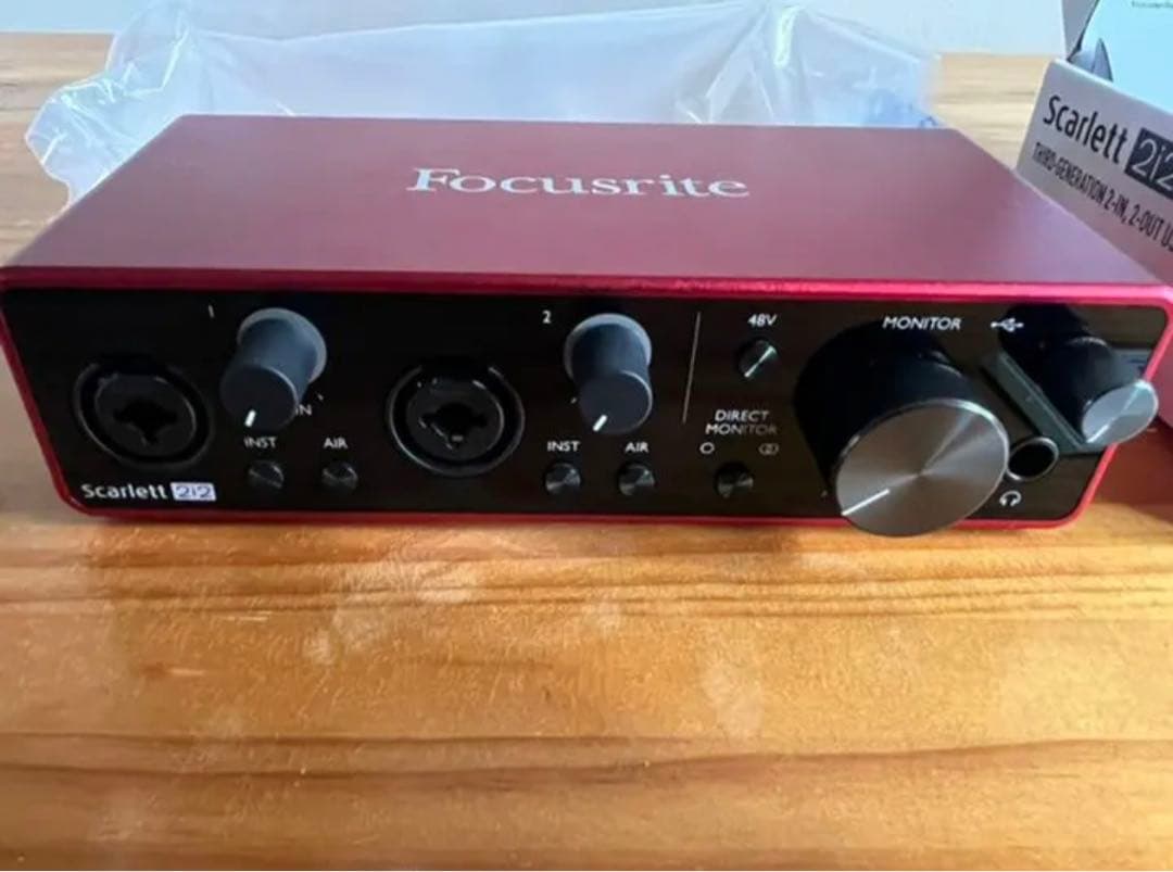 オーディオインターフェイス　Scarlett 2i2(gen3)