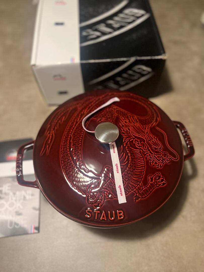 即日発送　日本未発売　数量限定新品　ストウブココット ラウンド　ドラゴン24cm