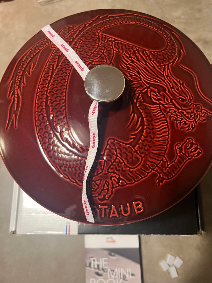 即日発送　日本未発売　数量限定新品　ストウブココット ラウンド　ドラゴン24cm