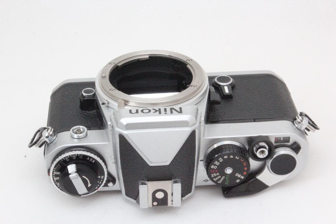 Nikon ニコン FE シルバー ボディ 完動品 ♯F19