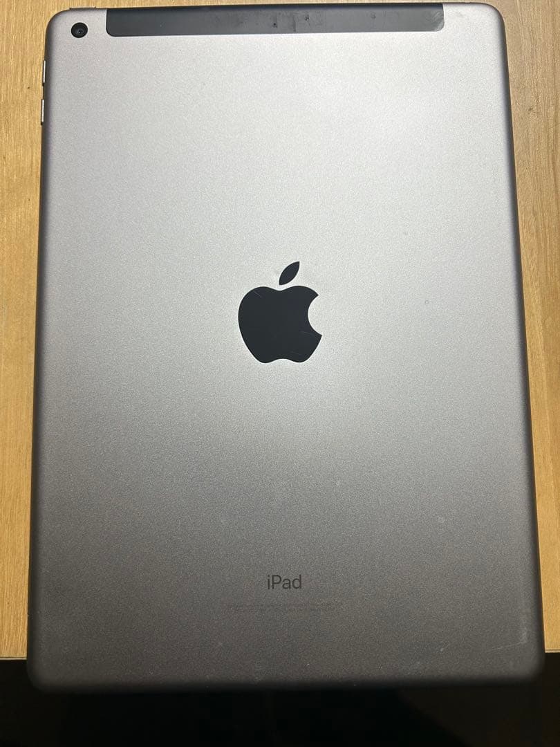 [早いもん勝ち]iPad 第6世代 Wi-Fi＋セルラー　SIMフリー