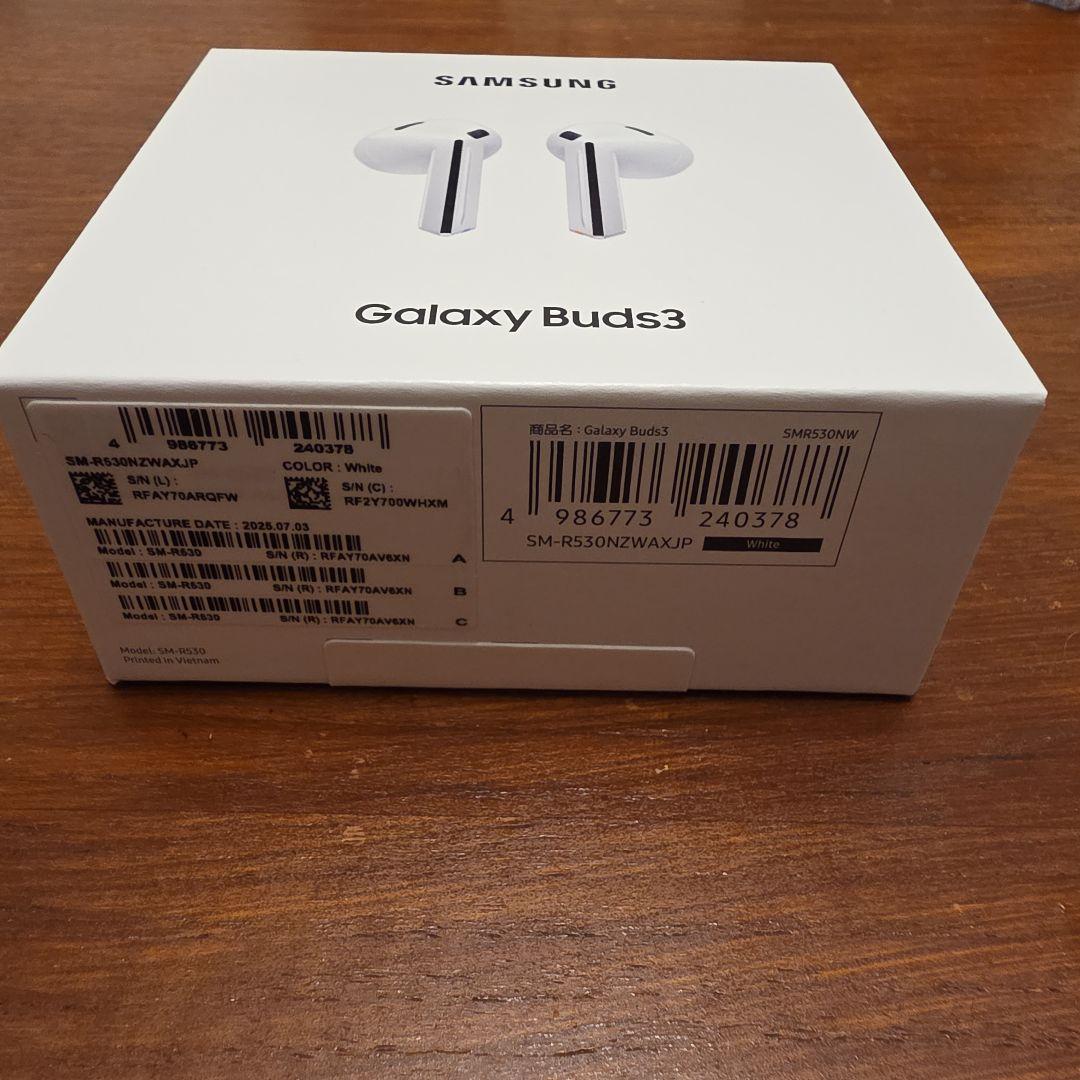 【新品未使用】SAMSUNG Galaxy Buds3 イヤホン