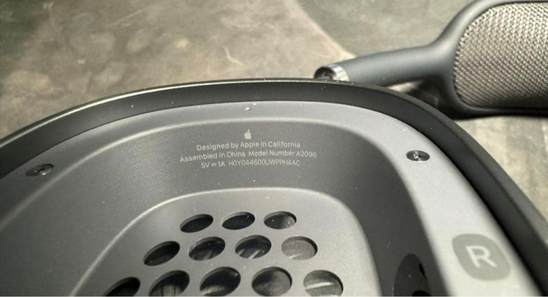 Apple AirPods Max スペースグレイ