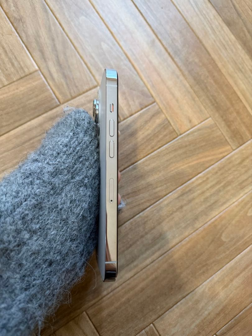 Apple iPhone 14 Pro 1TB シルバー 本体