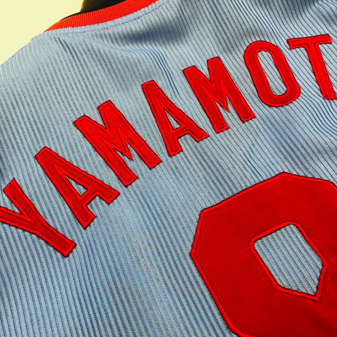 広島東洋カープ　復刻ユニフォーム　山本浩二 美品！