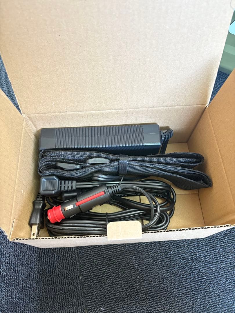 Makita CW004G 充電式保冷温庫