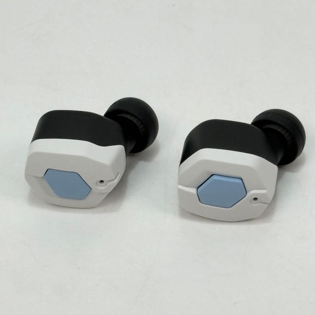 希少 ワイヤレスイヤホン final × エヴァンゲリオン コラボ REIモデル