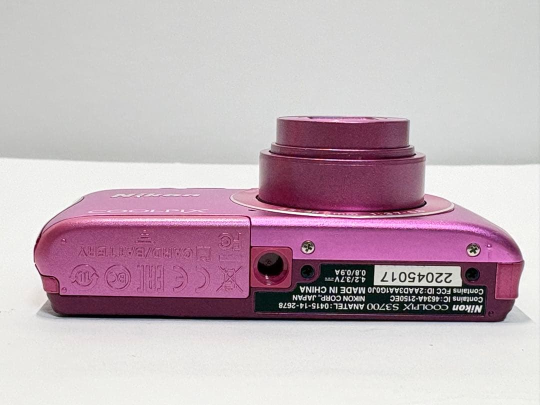 Nikon COOLPIX S3700コンパクトカメラ コンデジ デジカメ