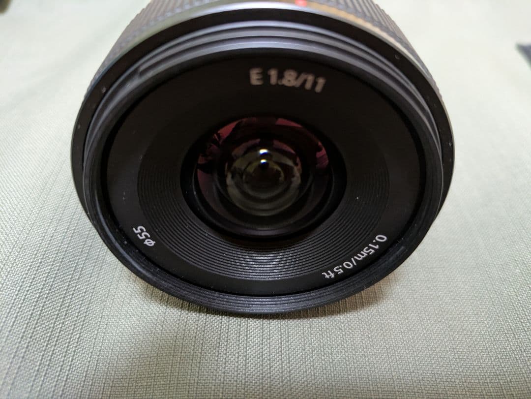 ソニーαEマウント 11 mm F1.8 SEL11F18