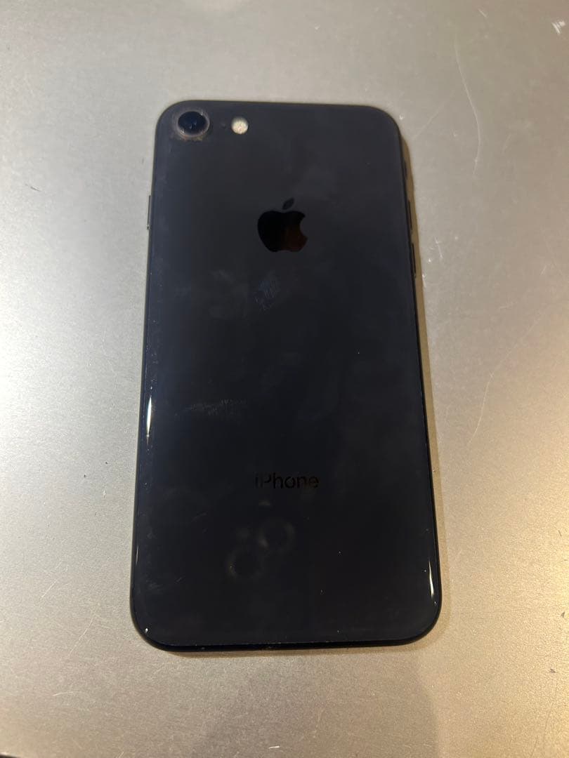 iPhone 8 64GB SIMロックあり、ソフトバンク