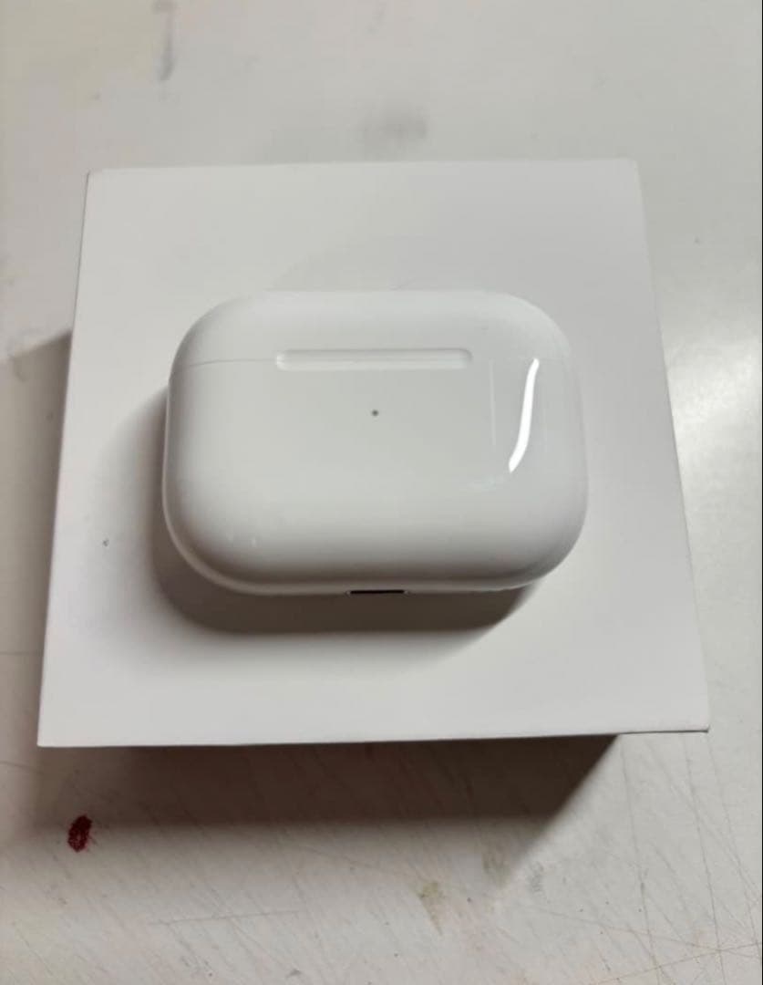 AirPods Pro 本体 充電ケース付き 第2世代