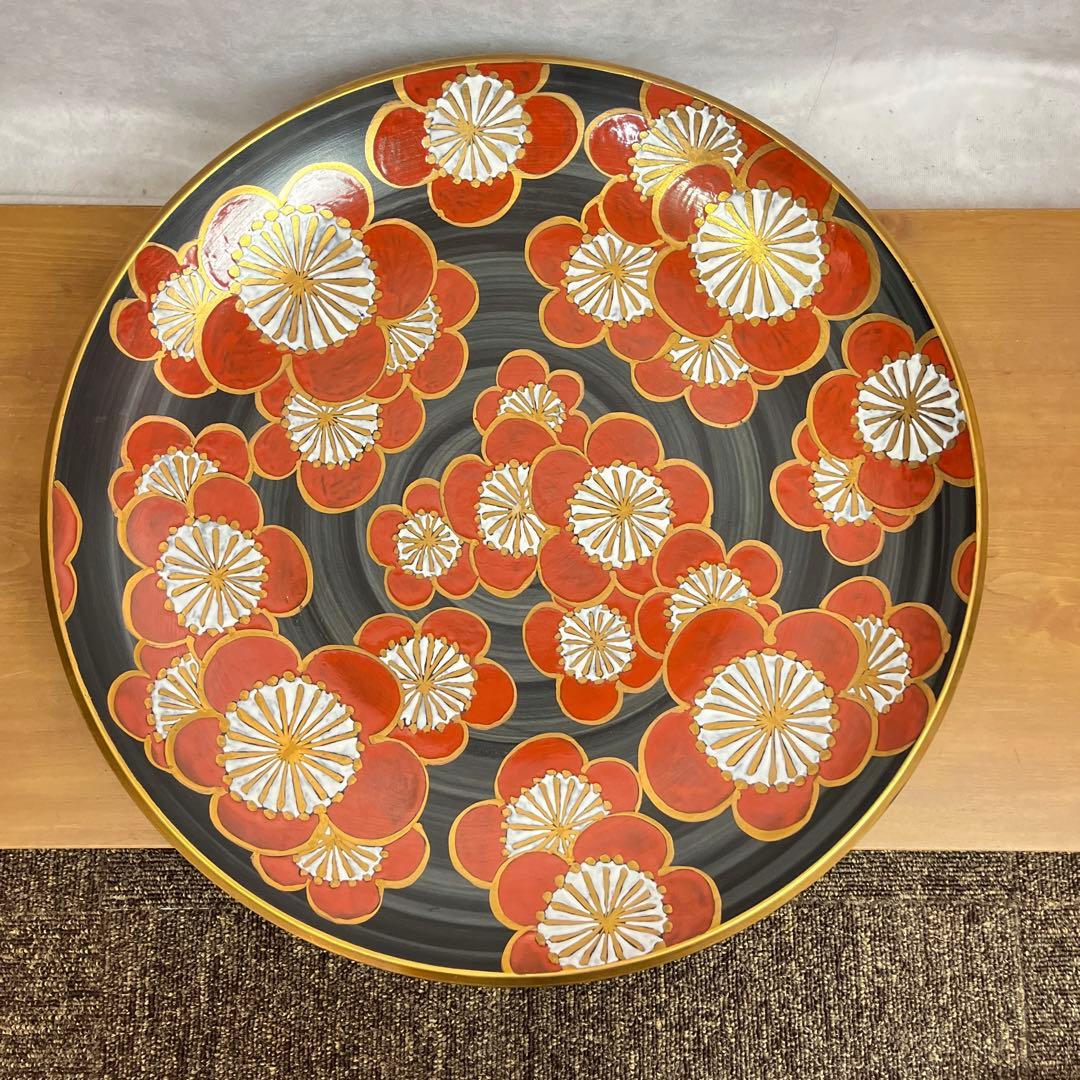 有田焼 15号飾皿 赤濃梅 泰明窯 飾り皿 直径47cm 台座付き 梅柄 手書き