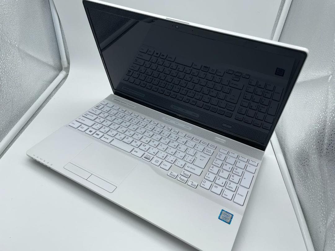 美品 富士通 第8世代i7 16GB SSD+HDD Office付きW