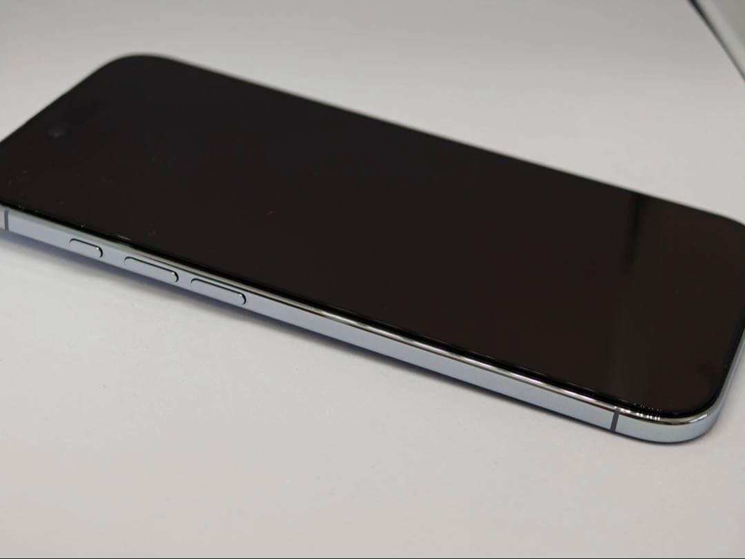 Apple iPhone Air Sky Blue 512GB 本体