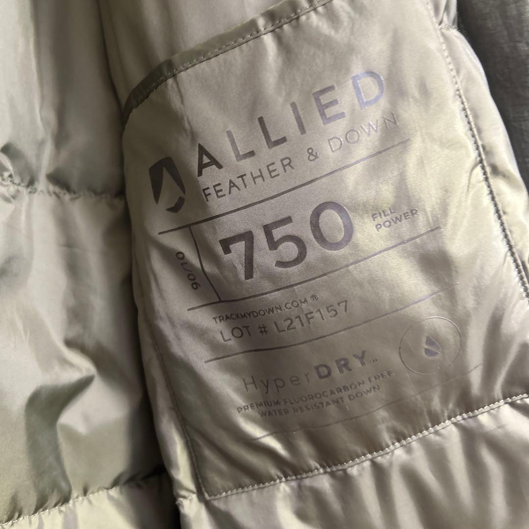 ビームス　ライナーダウンジャケット