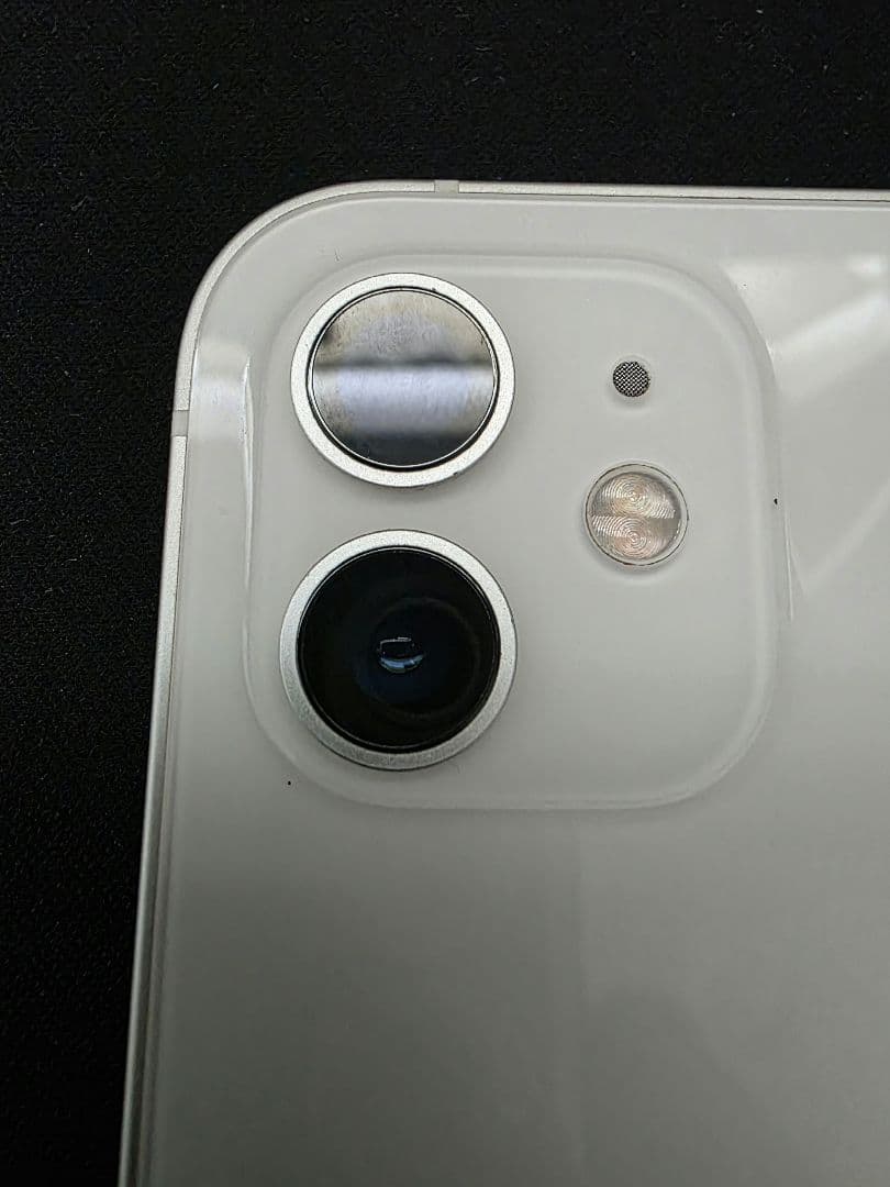 Apple iPhone 12 ホワイト 美品　箱　64gb