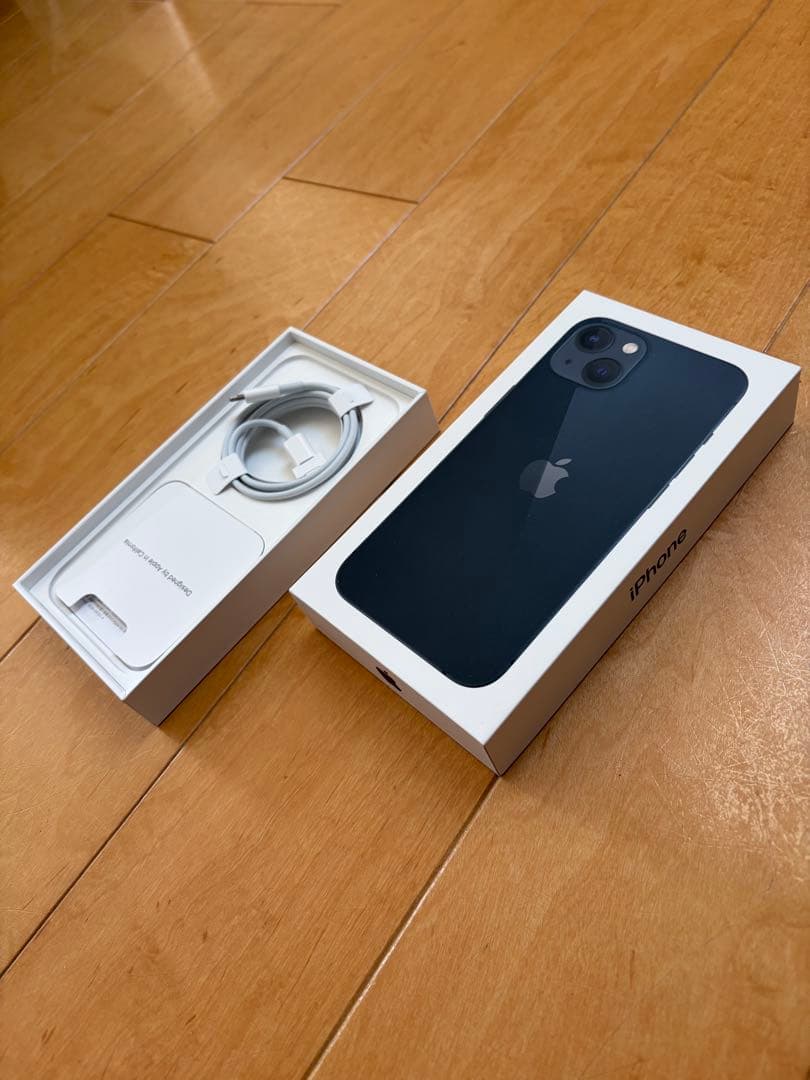 うさぎママ専用　Apple iPhone 13 256GB ミッドナイト 本体