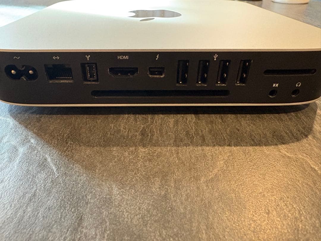 Macデスクトップ Mac mini 2012 Keyboard Trackpad A1347