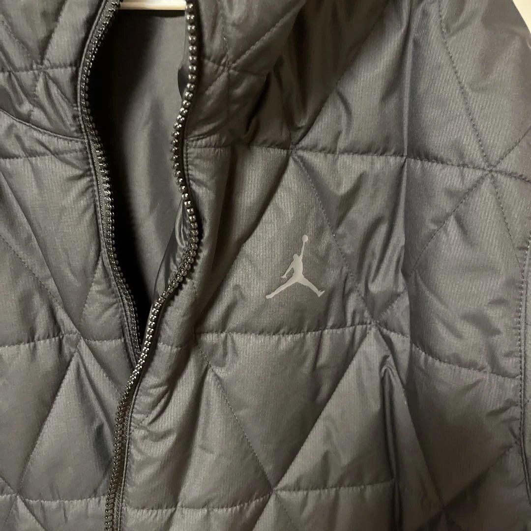 Jordan Therma-FIT ブラック ナイロンジャケット