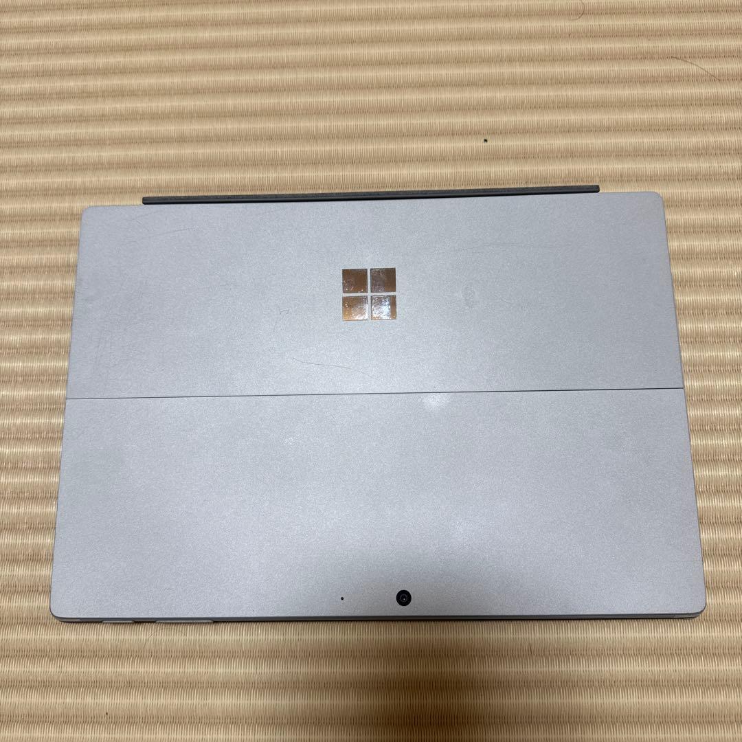 Surface Pro 7本体 + キーボード + ペン + 充電器