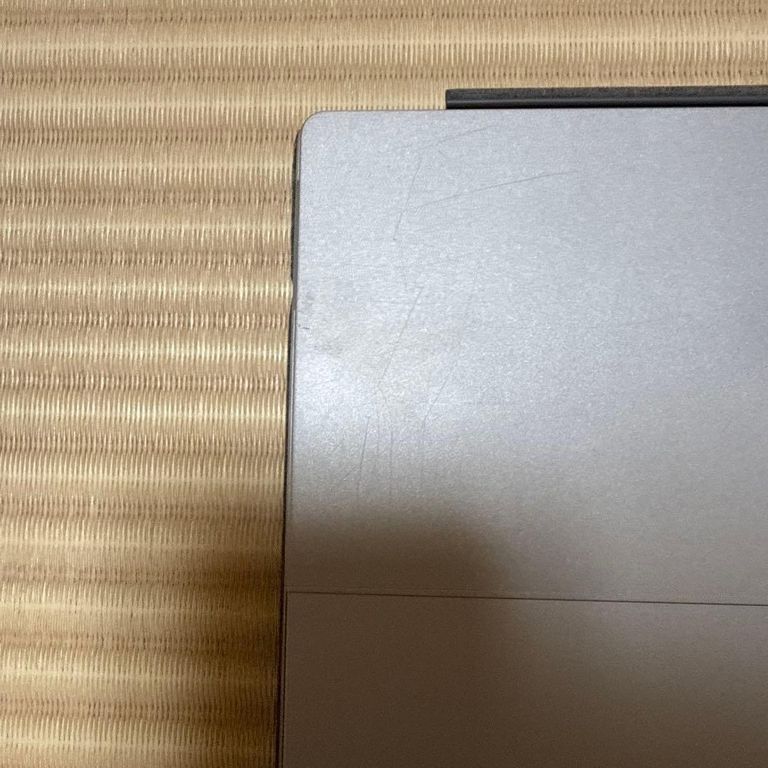 Surface Pro 7本体 + キーボード + ペン + 充電器