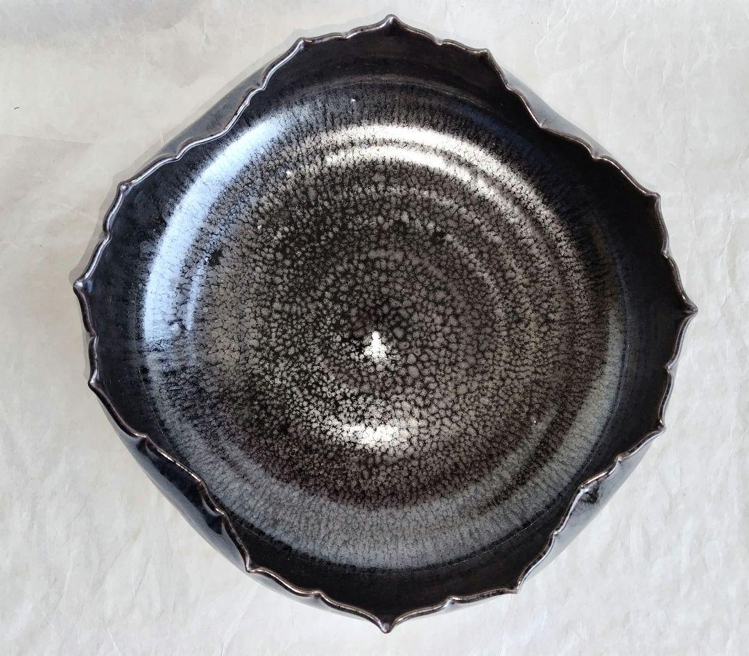 天目釉縁花弁鉢 (未使用 新品同様)