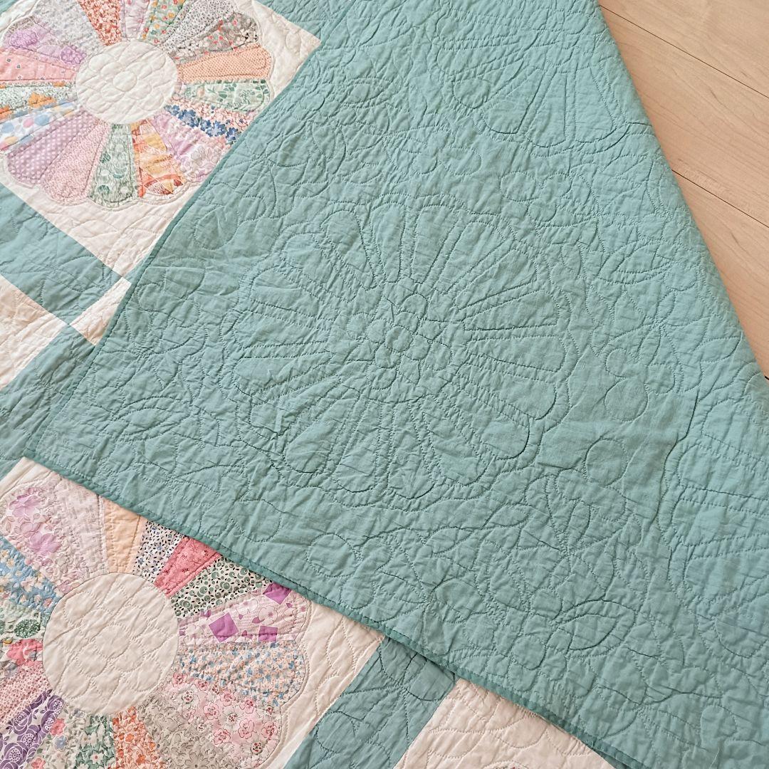 手縫い ヴィンテージキルト ドレスデンプレート ハンドメイド 大判 敷物