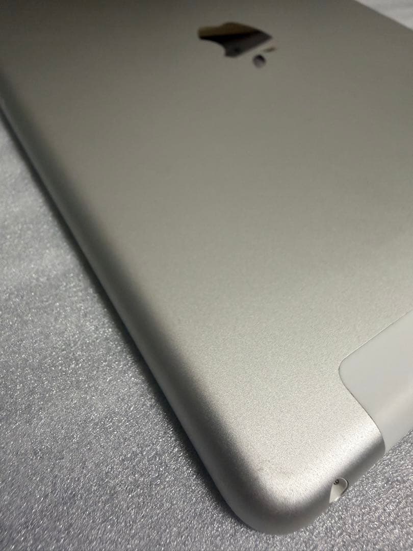 iPad 第7世代 32GB バッテリー最大容量100%