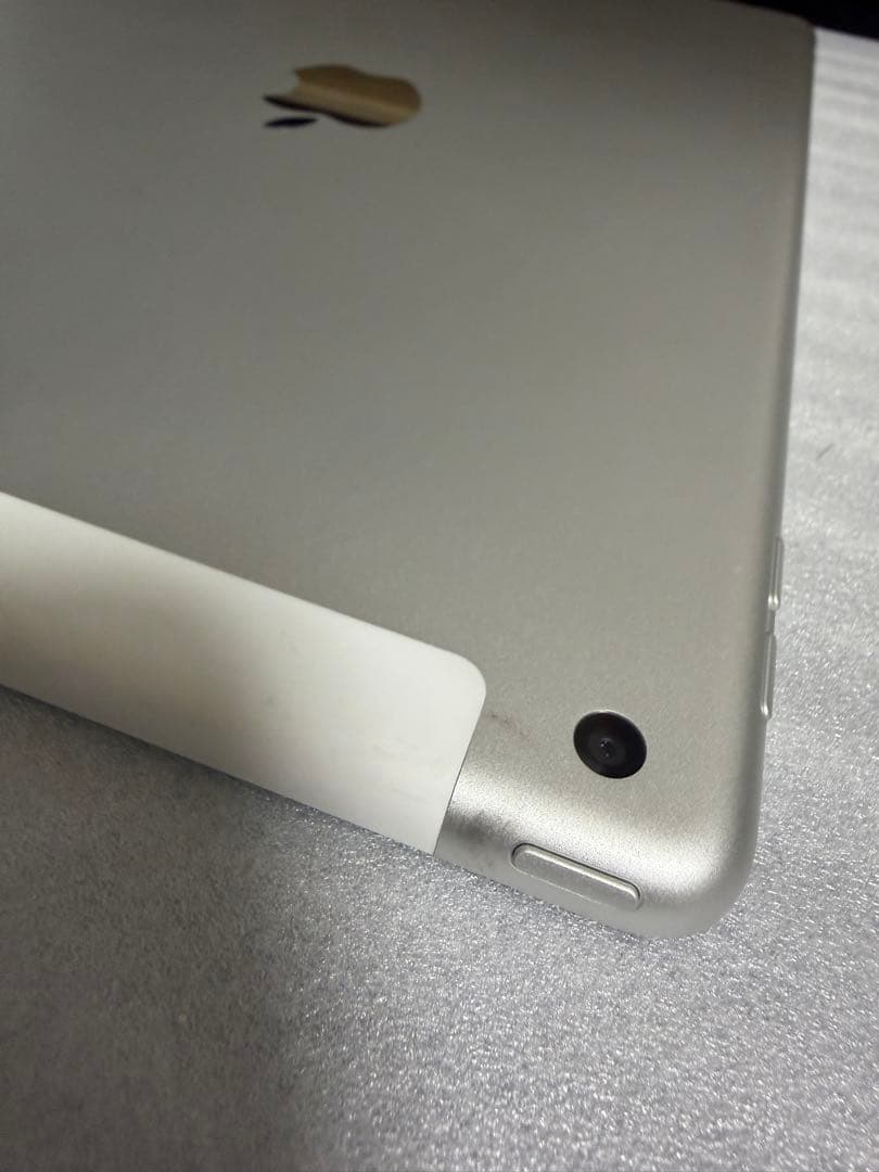 iPad 第7世代 32GB バッテリー最大容量100%