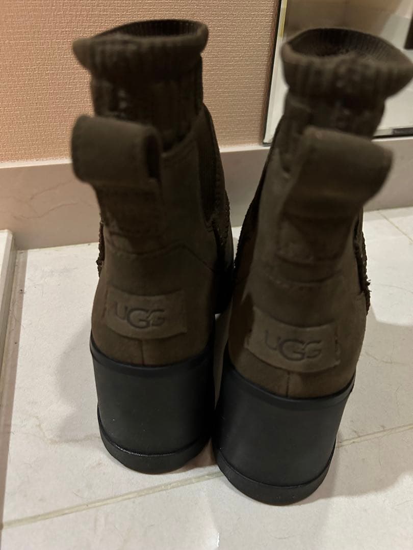 モクシーチェルシー　UGG 23.0 Dark Toffee