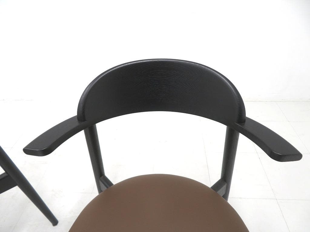 展示品　マスターウォール　本革　無垢材　ダイニングチェア　4脚セット　北欧