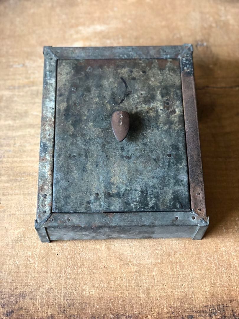 錻力の硯箱　文箱　ブロカント　ブリキ