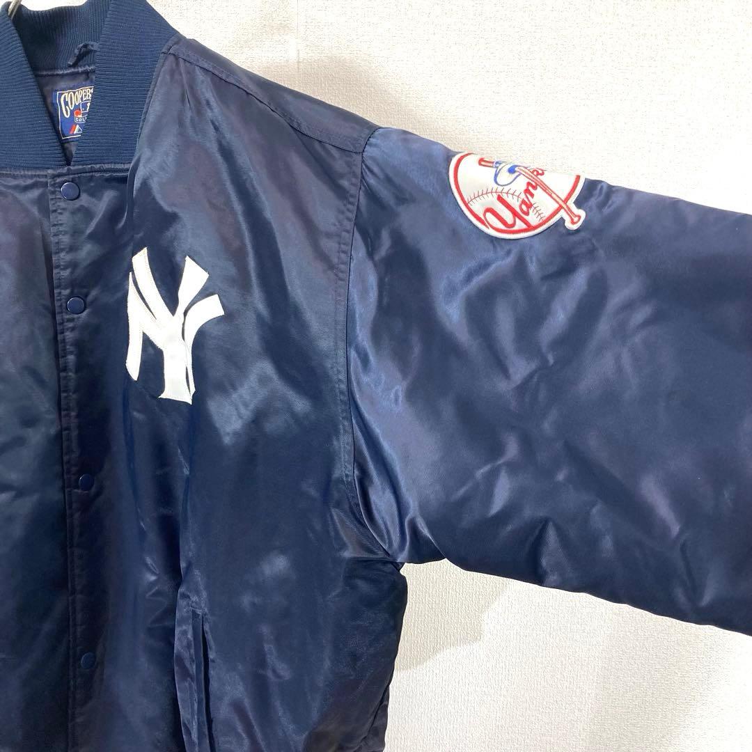 MLBヤンキースナイロンスタジャンビッグロゴ刺繍ワッペンクーパーズタウン古着