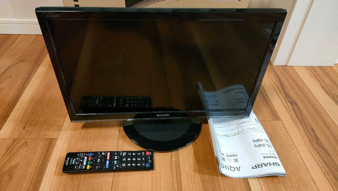 SHARP LC-19P5-B 19インチ液晶テレビ本体