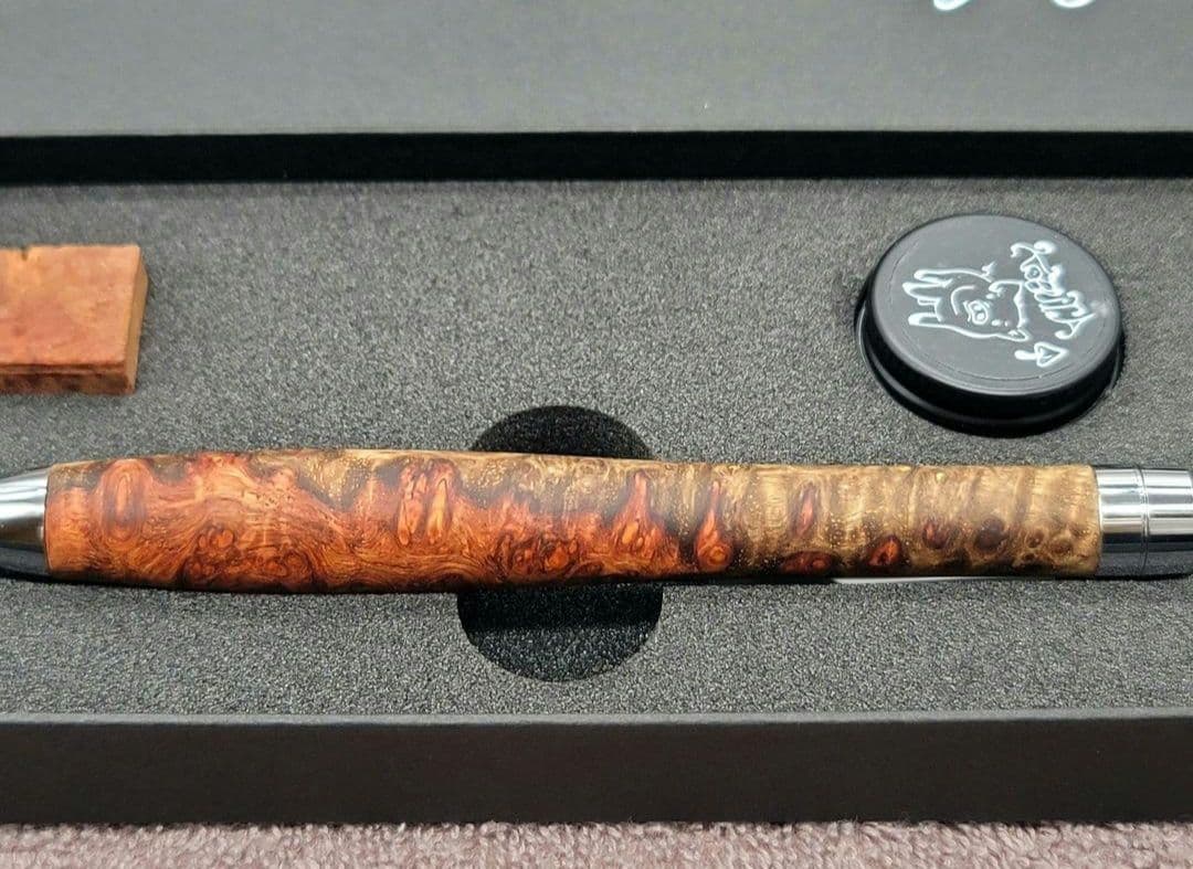 美品 極上花梨瘤紅白　シャープペンシル0.5ミリ