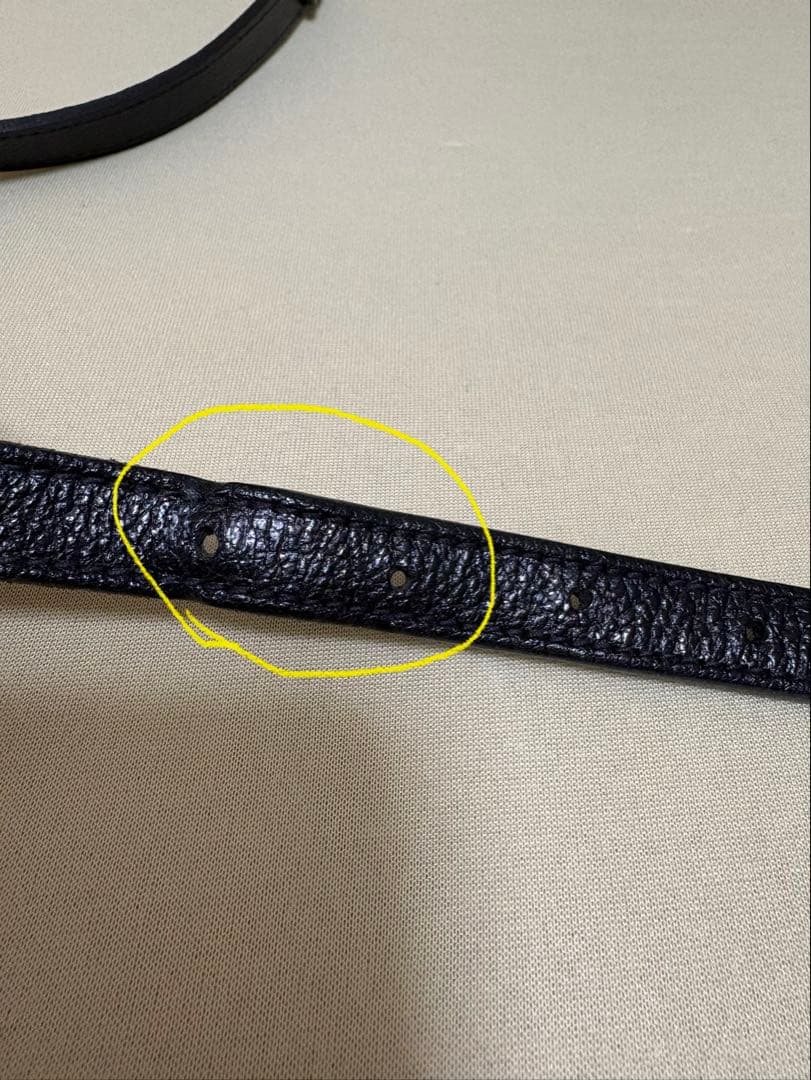 イルビゾンテ　クロスボディバッグ　ショルダーバッグ