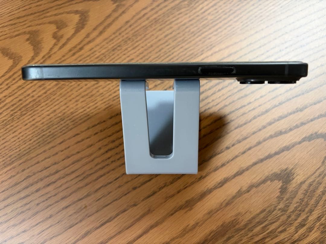 Apple iPhone 15 plusブラック 本体　充電ケーブル付き