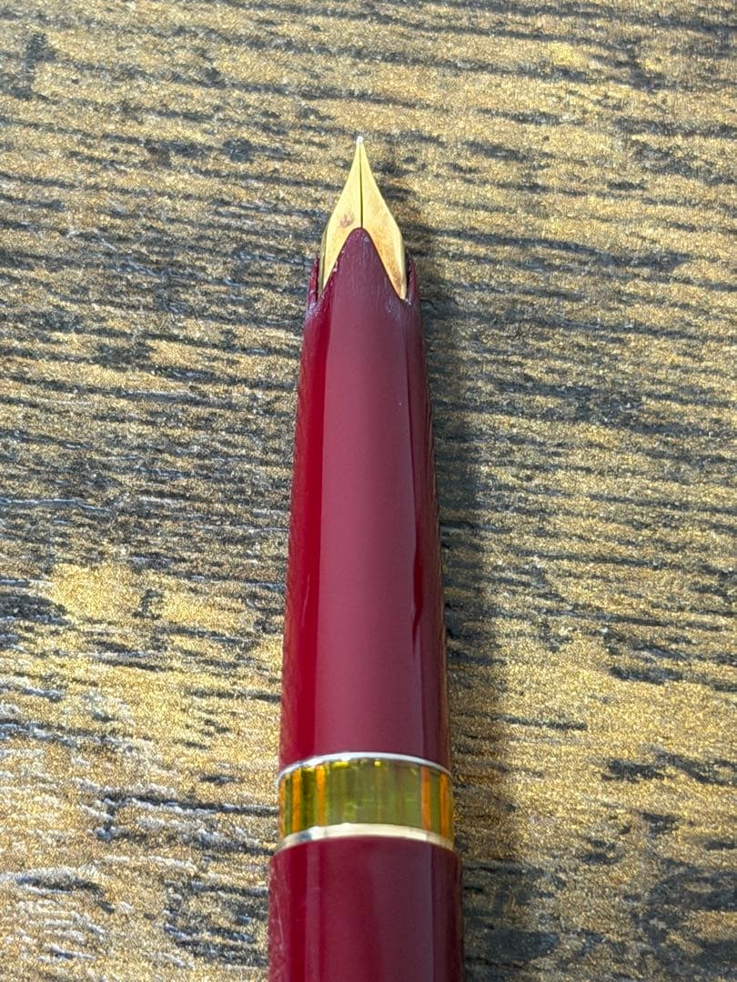 筆記確認＆洗浄済　1960年代　12 ボルドー　モンブラン　万年筆 18金　F